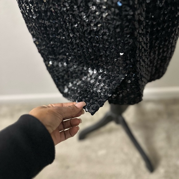 ✨ Strapless Sparkly Sequin Mini Dress | Party • Holiday • Date Night ✨ - Picture 5 of 12